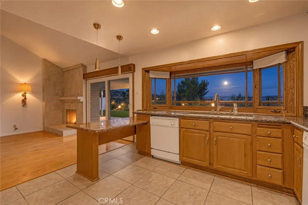 551 S Paseo Lucero Anaheim, CA 92807
