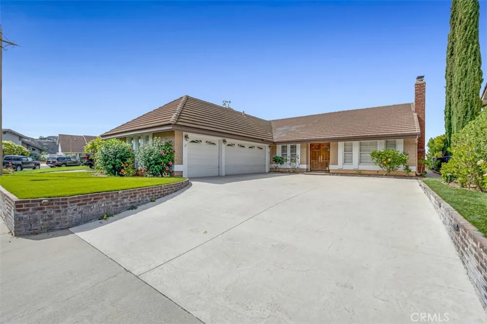 551 S Paseo Lucero Anaheim, CA 92807