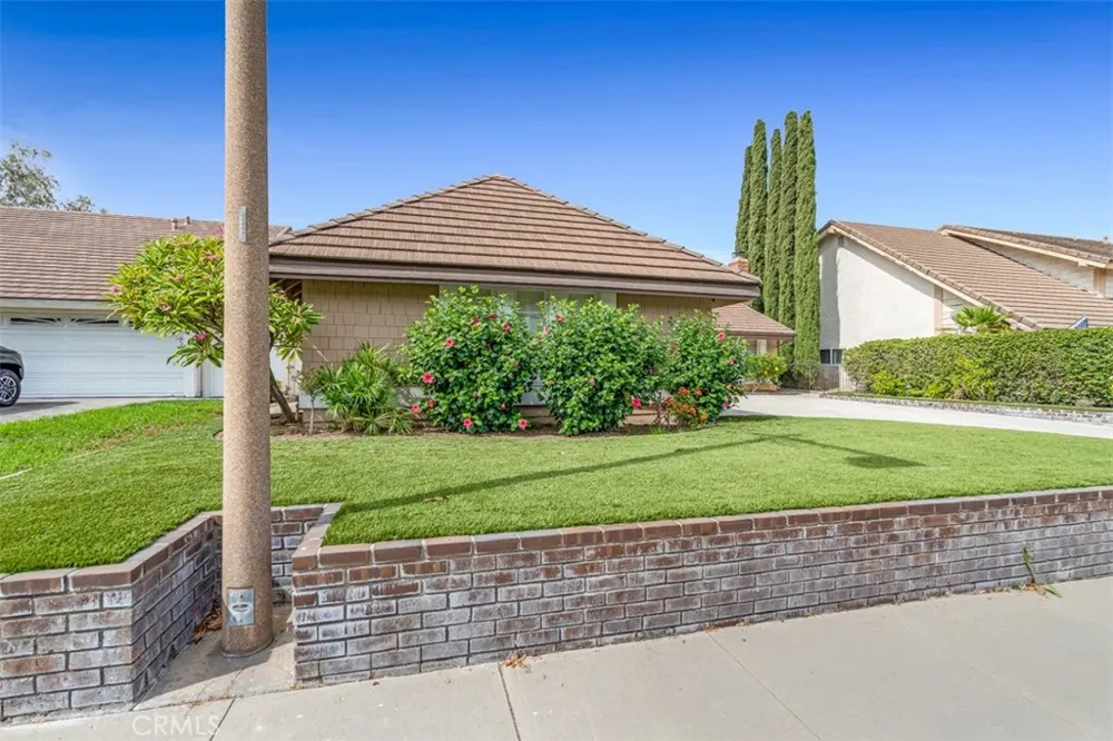 551 S Paseo Lucero Anaheim, CA 92807