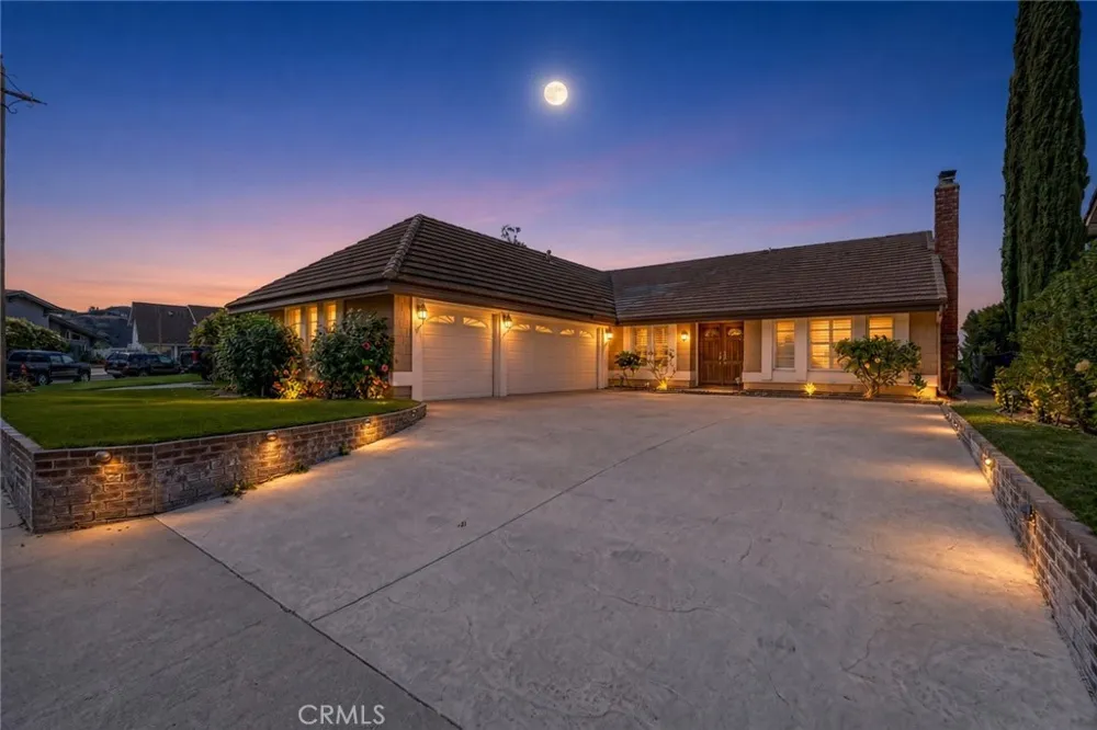 551 S Paseo Lucero Anaheim, CA 92807
