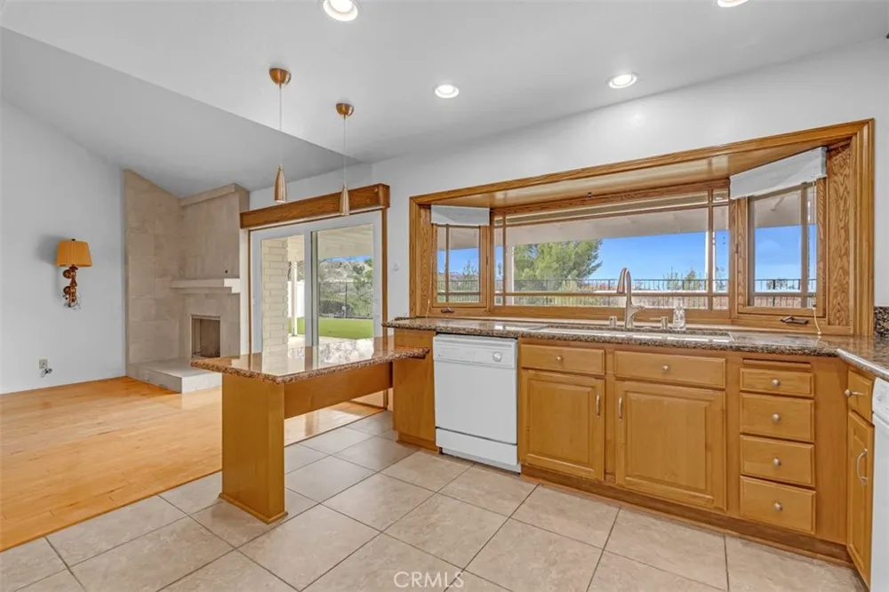 551 S Paseo Lucero Anaheim, CA 92807