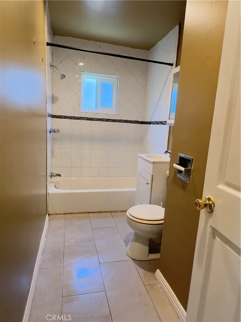 802 E 111th Drive Los Angeles, CA 90059