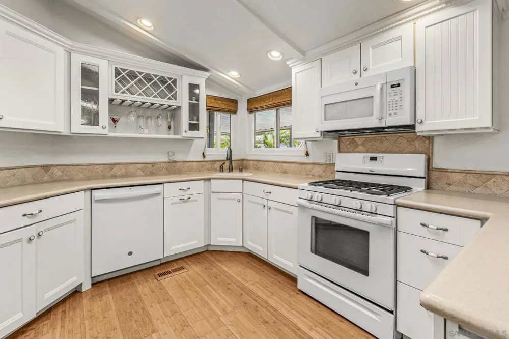 2250 Broadway #42 Escondido, CA 92026