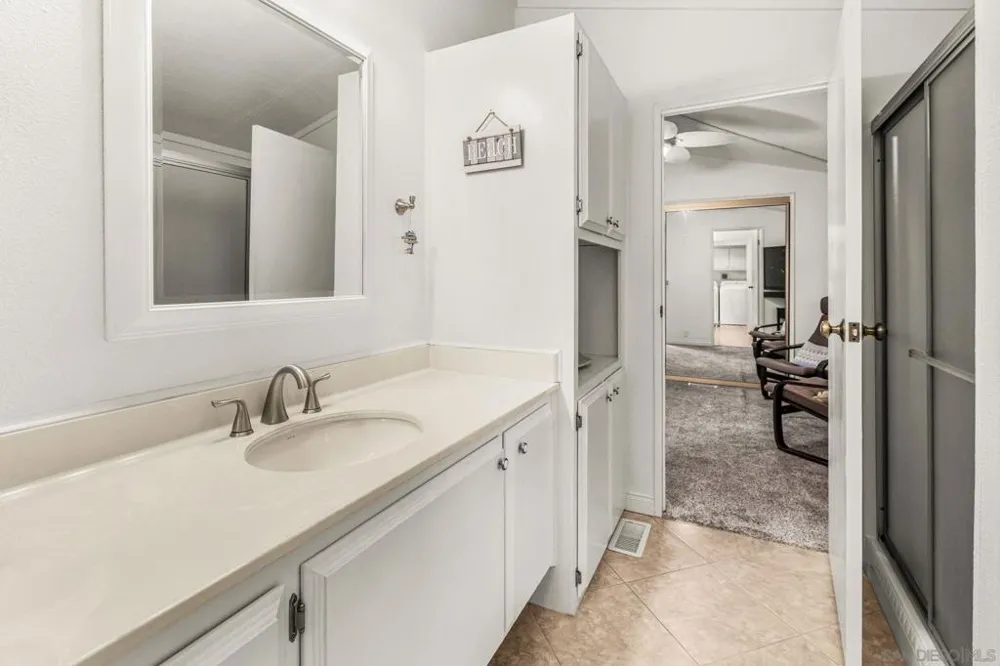 2250 Broadway #42 Escondido, CA 92026