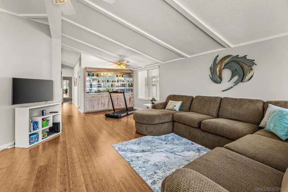 2250 Broadway #42 Escondido, CA 92026