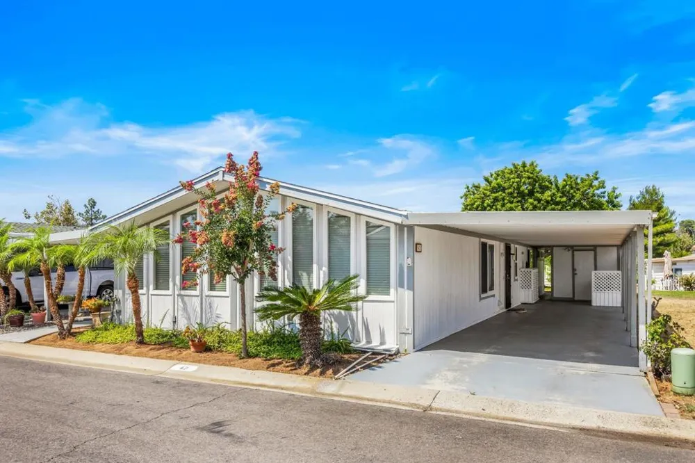 2250 Broadway #42 Escondido, CA 92026