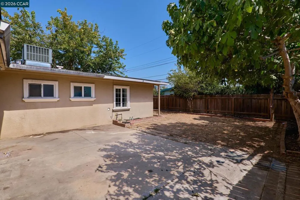 5309 55Th St Sacramento, CA 95820