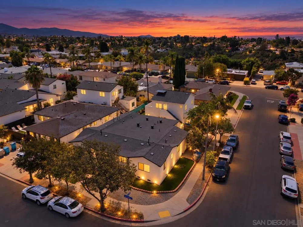 5505 Mary Lane Dr San Diego, CA 92115