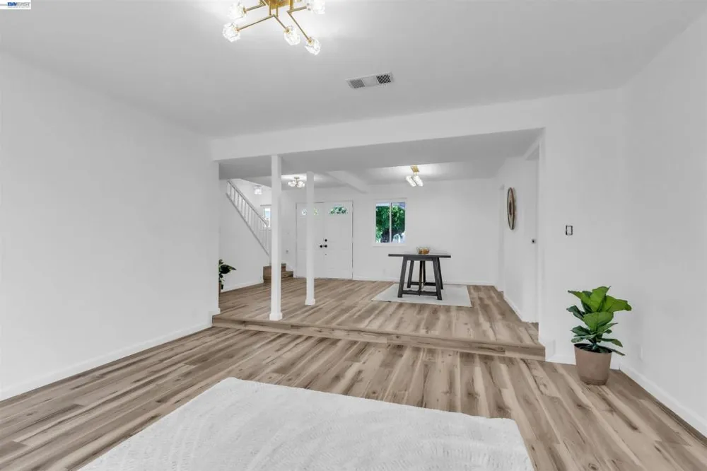 1859 Lynwood Dr Concord, CA 94519
