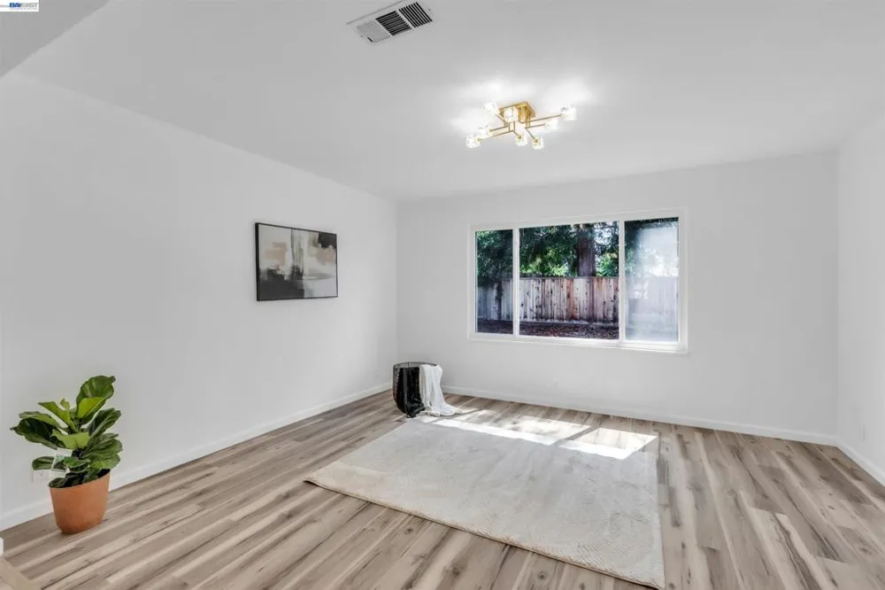 1859 Lynwood Dr Concord, CA 94519