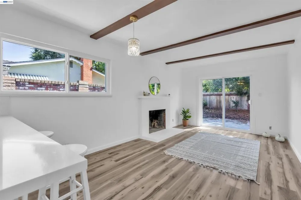 1859 Lynwood Dr Concord, CA 94519