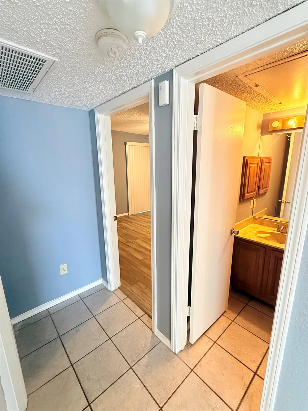 3402 Country Club Drive W #154 Irving, TX 75038