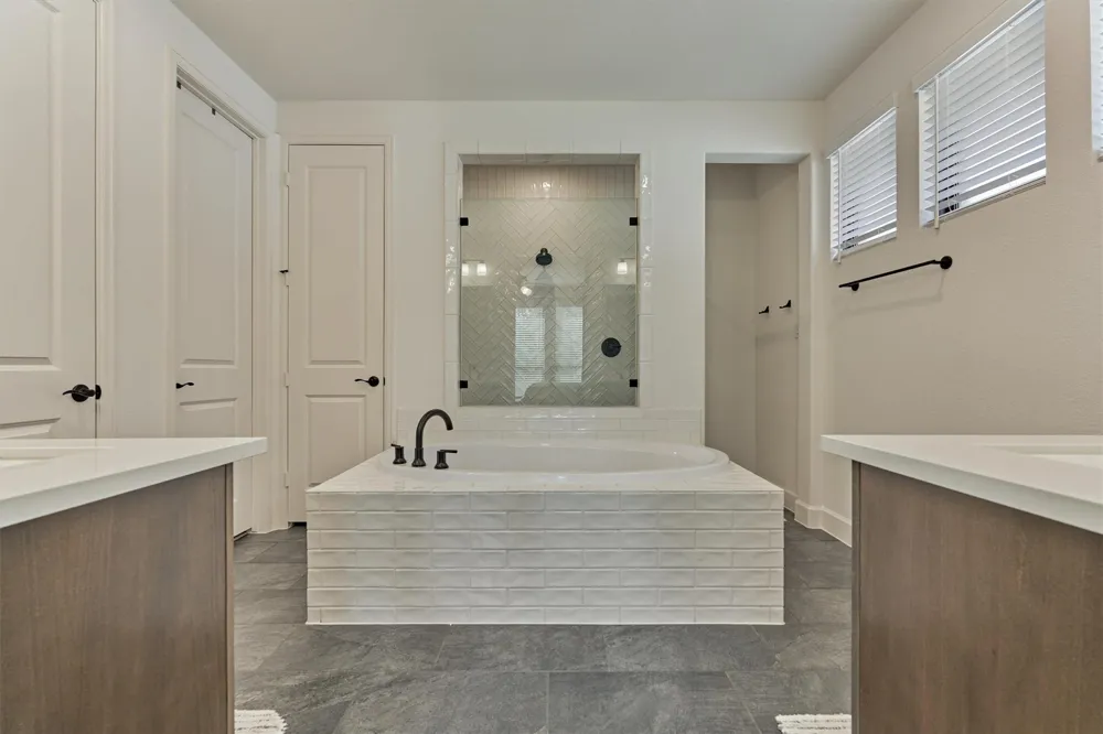 301 Water Tupelo Drive Montgomery, TX 77316