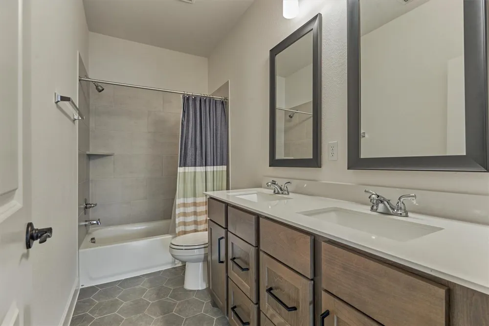 301 Water Tupelo Drive Montgomery, TX 77316