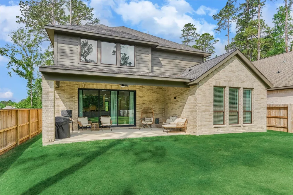 301 Water Tupelo Drive Montgomery, TX 77316