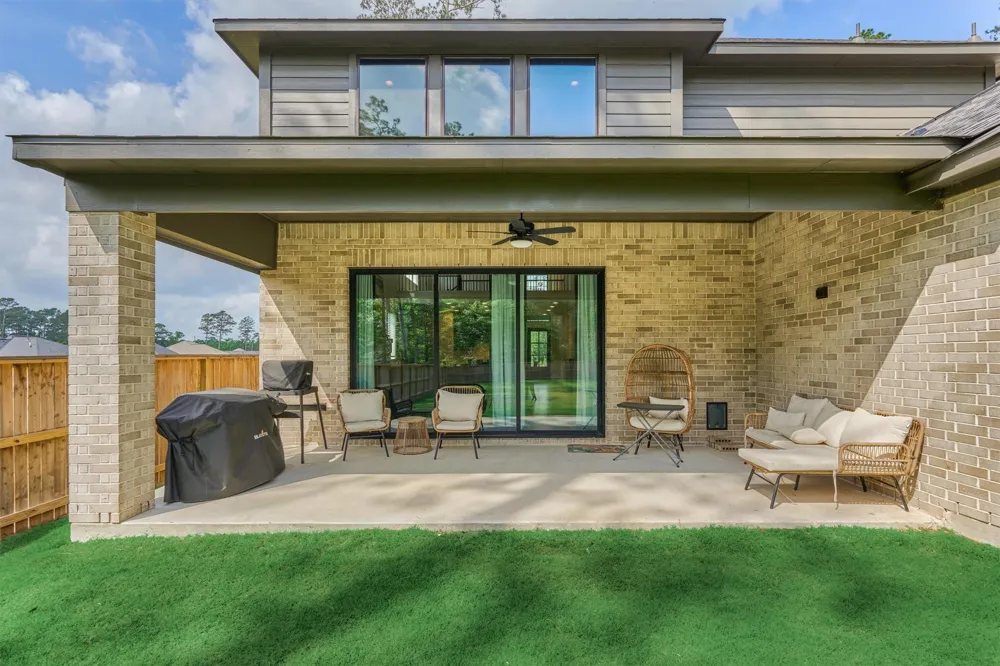 301 Water Tupelo Drive Montgomery, TX 77316