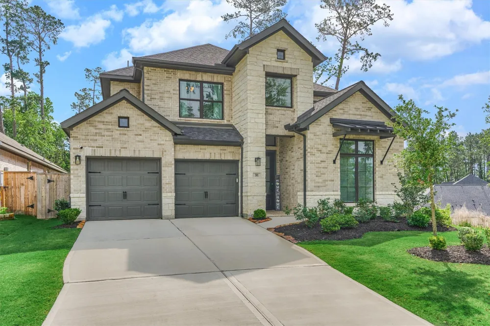 301 Water Tupelo Drive Montgomery, TX 77316