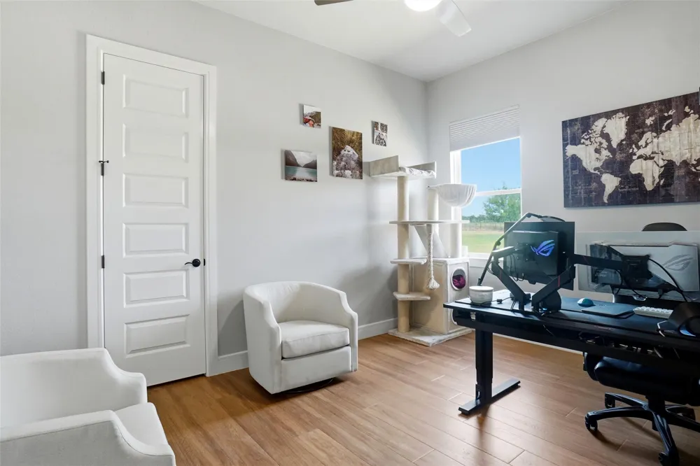 1015 Louise Lane Weatherford, TX 76087