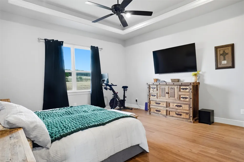 1015 Louise Lane Weatherford, TX 76087