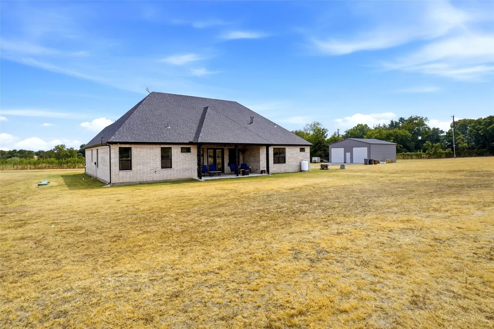 1015 Louise Lane Weatherford, TX 76087