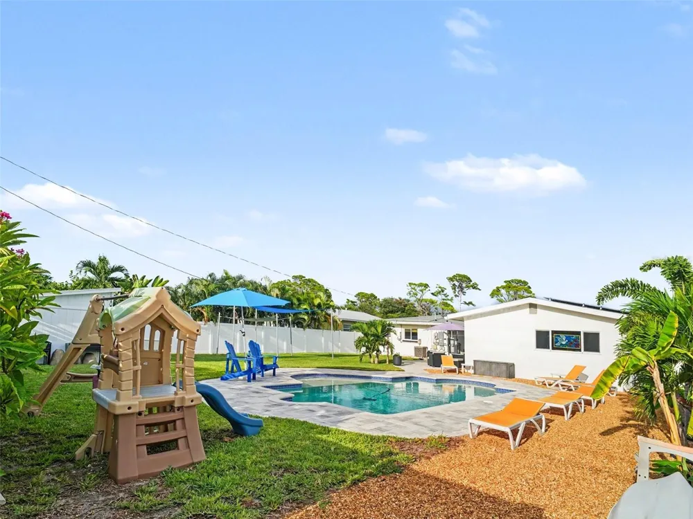 818 THE RIALTO Venice, FL 34285