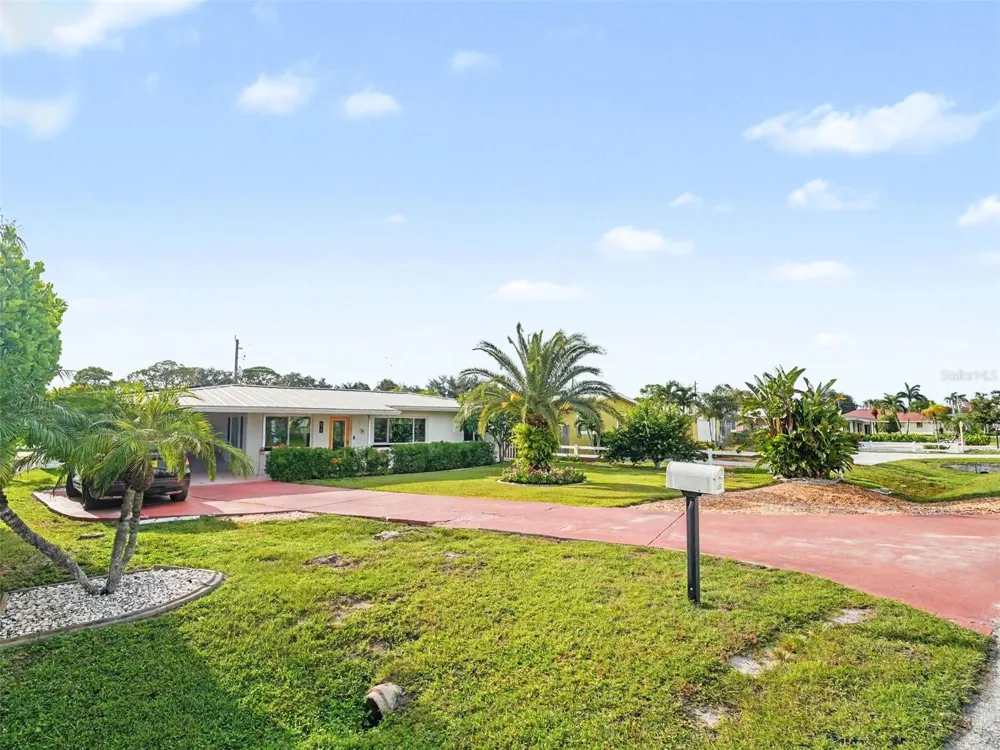 818 THE RIALTO Venice, FL 34285