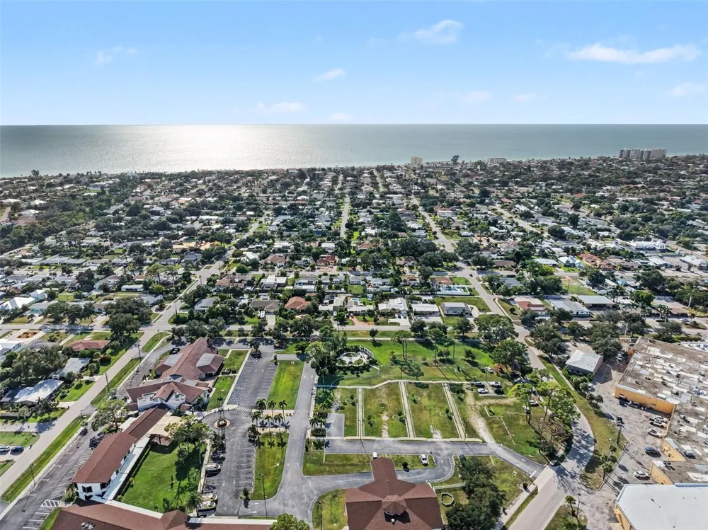 818 THE RIALTO Venice, FL 34285