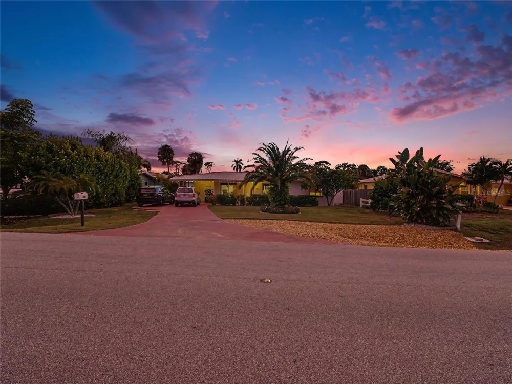 818 THE RIALTO Venice, FL 34285