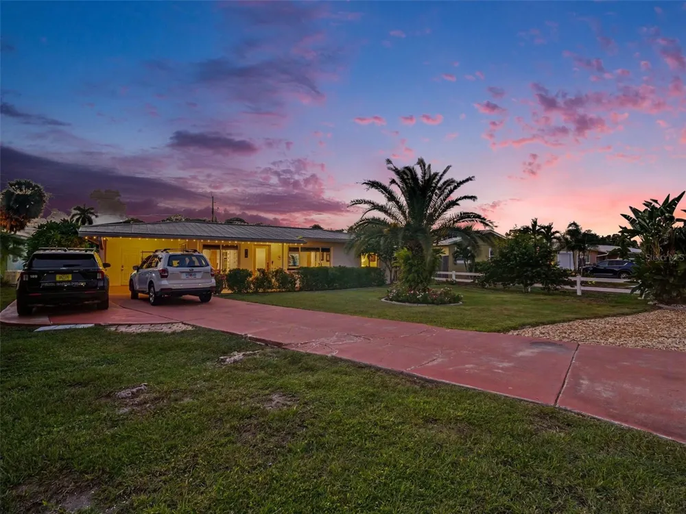 818 THE RIALTO Venice, FL 34285