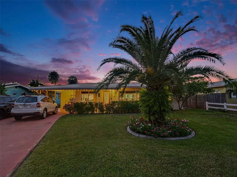 818 THE RIALTO Venice, FL 34285