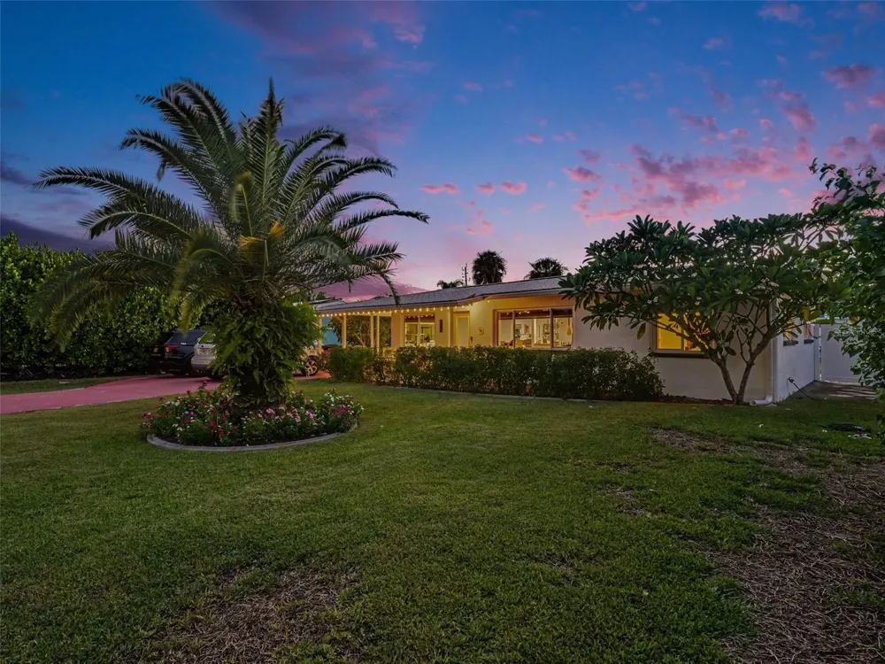 818 THE RIALTO Venice, FL 34285