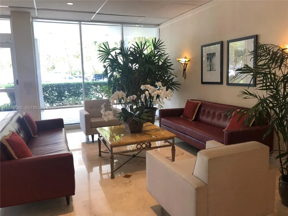 150 SE 25th Rd #7E Miami, FL 33129