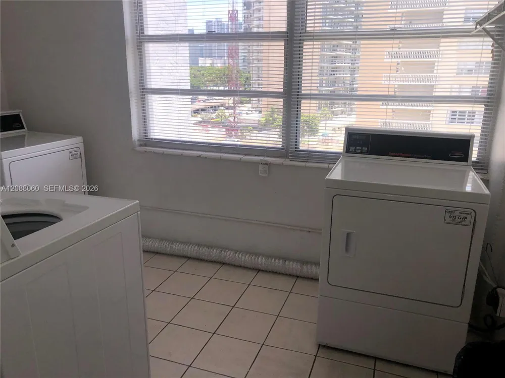 150 SE 25th Rd #7E Miami, FL 33129