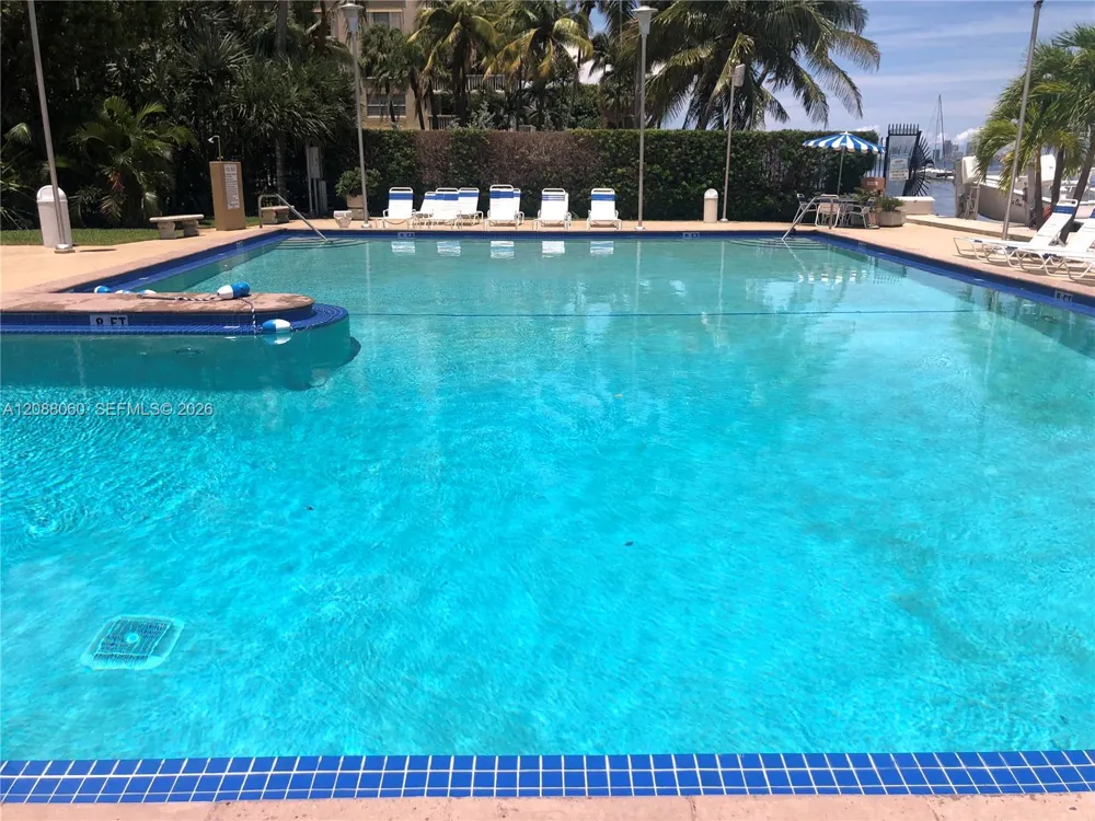 150 SE 25th Rd #7E Miami, FL 33129