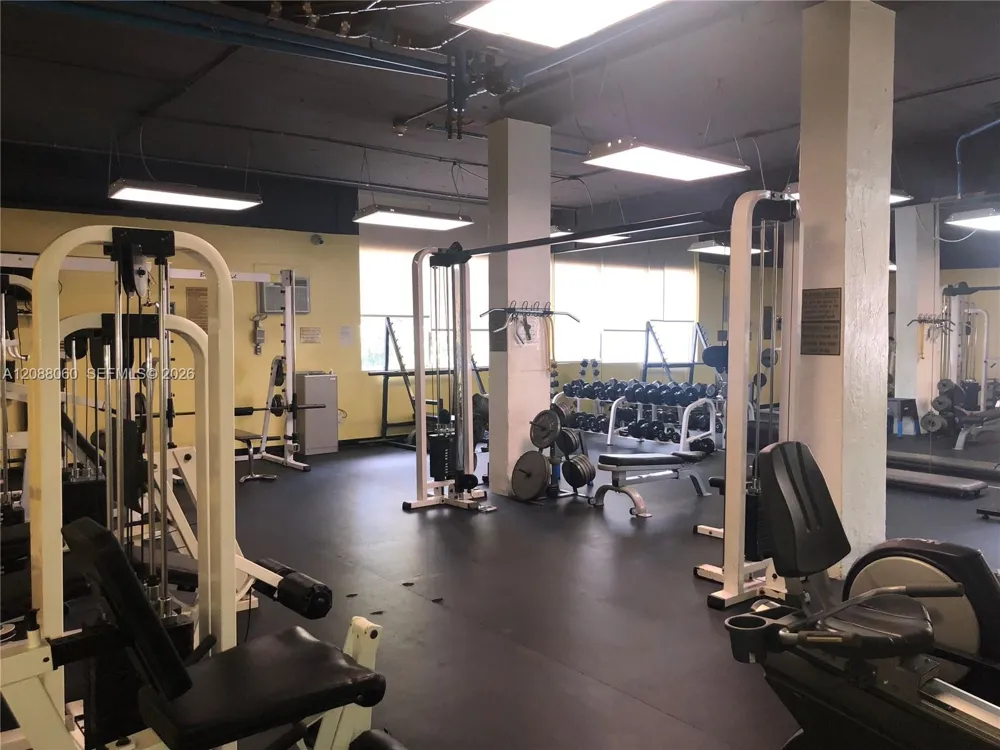 150 SE 25th Rd #7E Miami, FL 33129