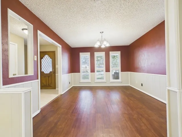 518 Ridgeway Lane Chandler, TX 75758