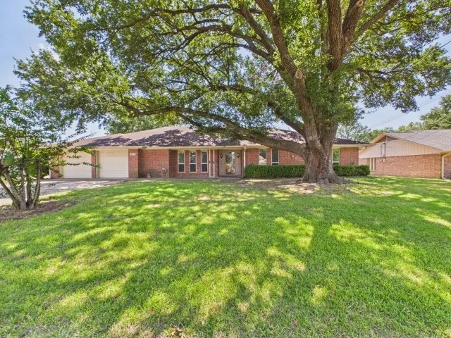 518 Ridgeway Lane Chandler, TX 75758
