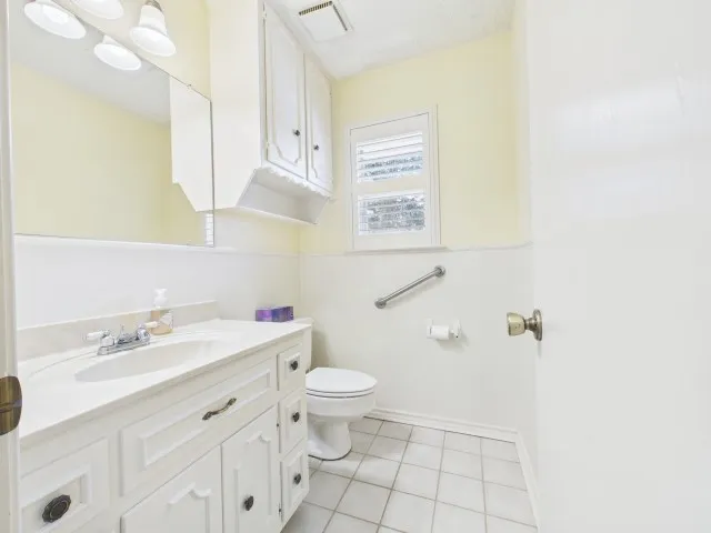 518 Ridgeway Lane Chandler, TX 75758