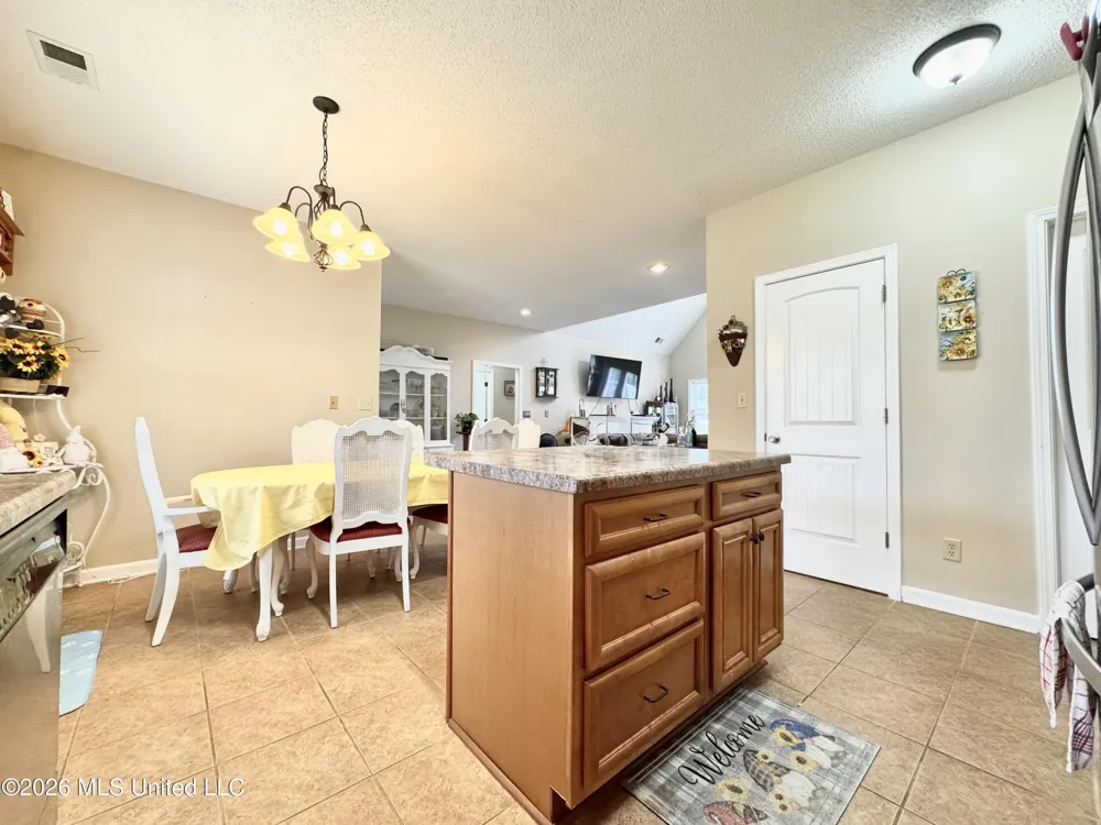 119 American River Drive Lake Cormorant, MS 38641
