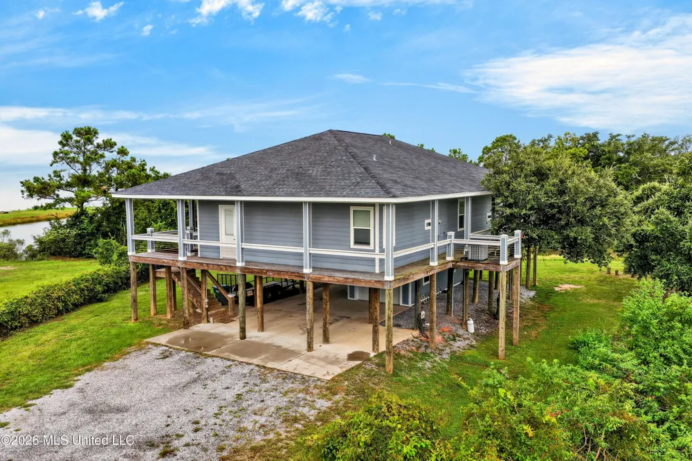 3146 Gulf View Place Gautier, MS 39553