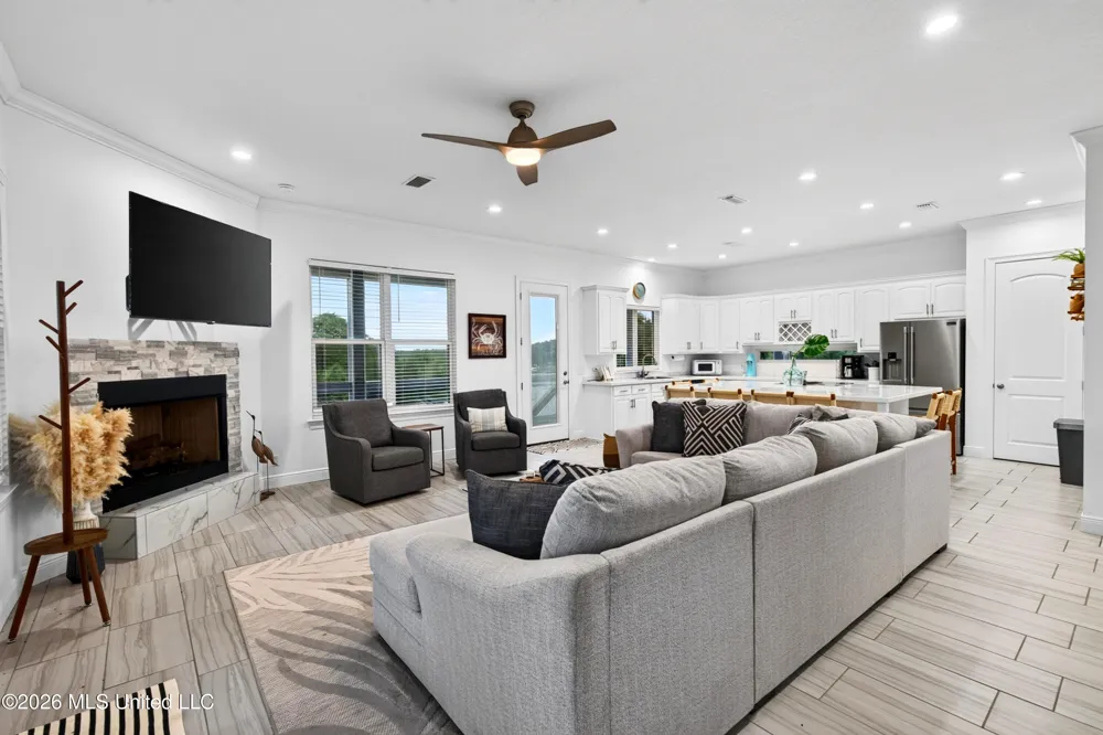 3146 Gulf View Place Gautier, MS 39553
