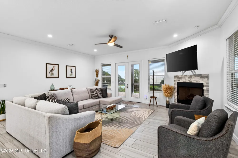 3146 Gulf View Place Gautier, MS 39553