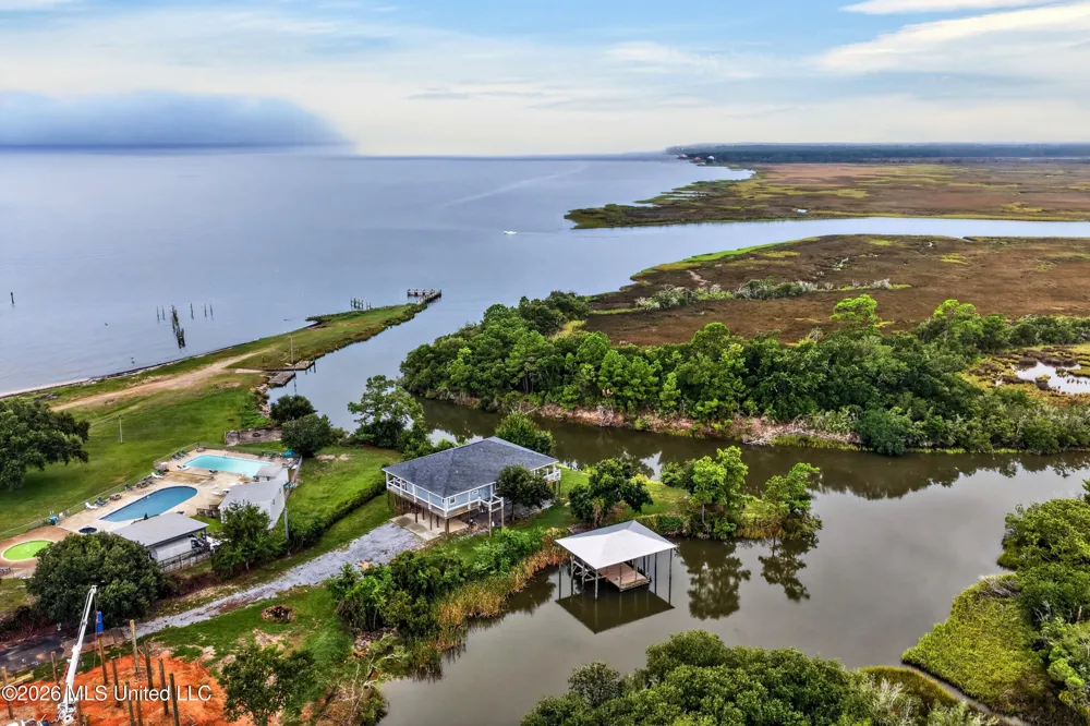 3146 Gulf View Place Gautier, MS 39553