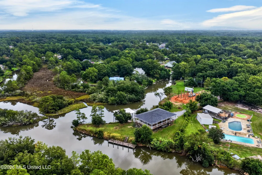 3146 Gulf View Place Gautier, MS 39553