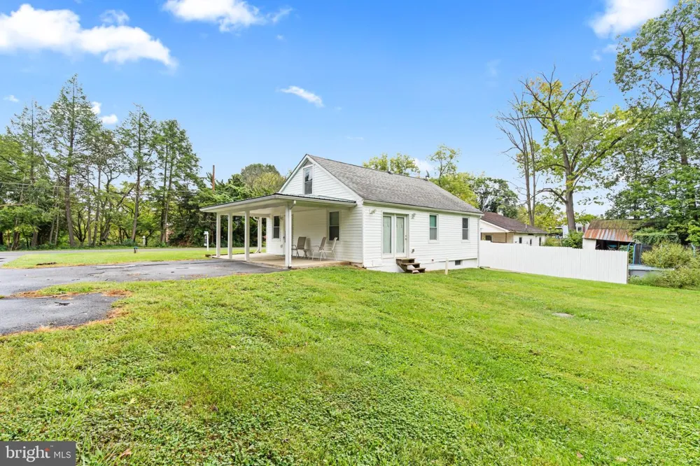 9724 GARIS SHOP ROAD Hagerstown, MD 21740