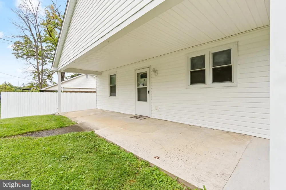 9724 GARIS SHOP ROAD Hagerstown, MD 21740