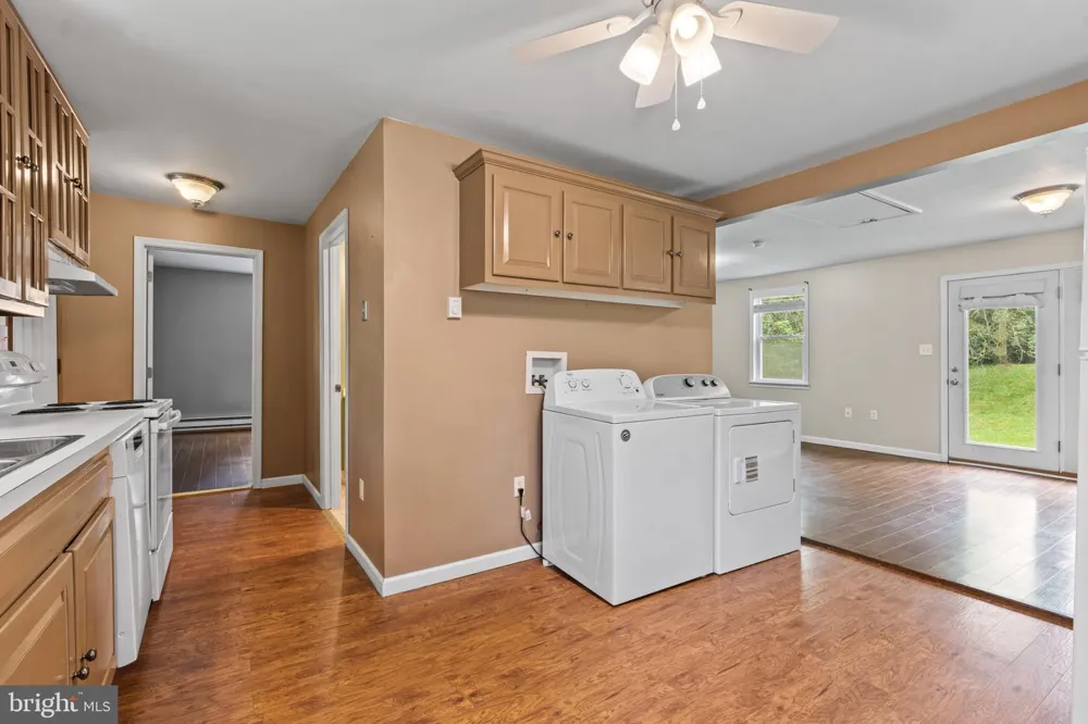 9724 GARIS SHOP ROAD Hagerstown, MD 21740