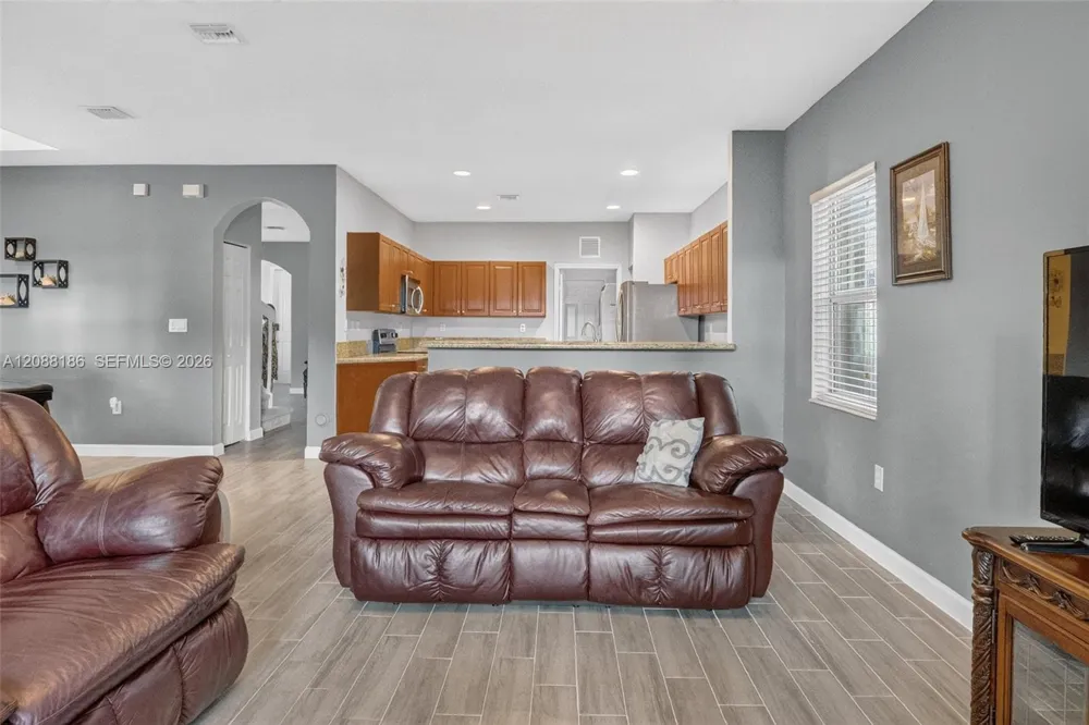 159 NE 36th Ter Homestead, FL 33033