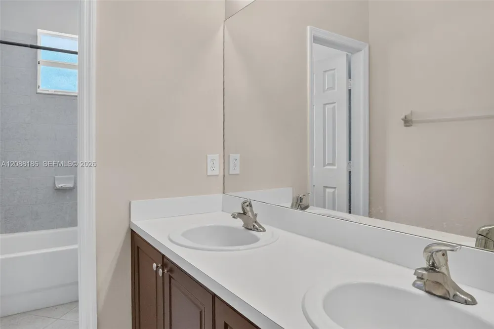 159 NE 36th Ter Homestead, FL 33033