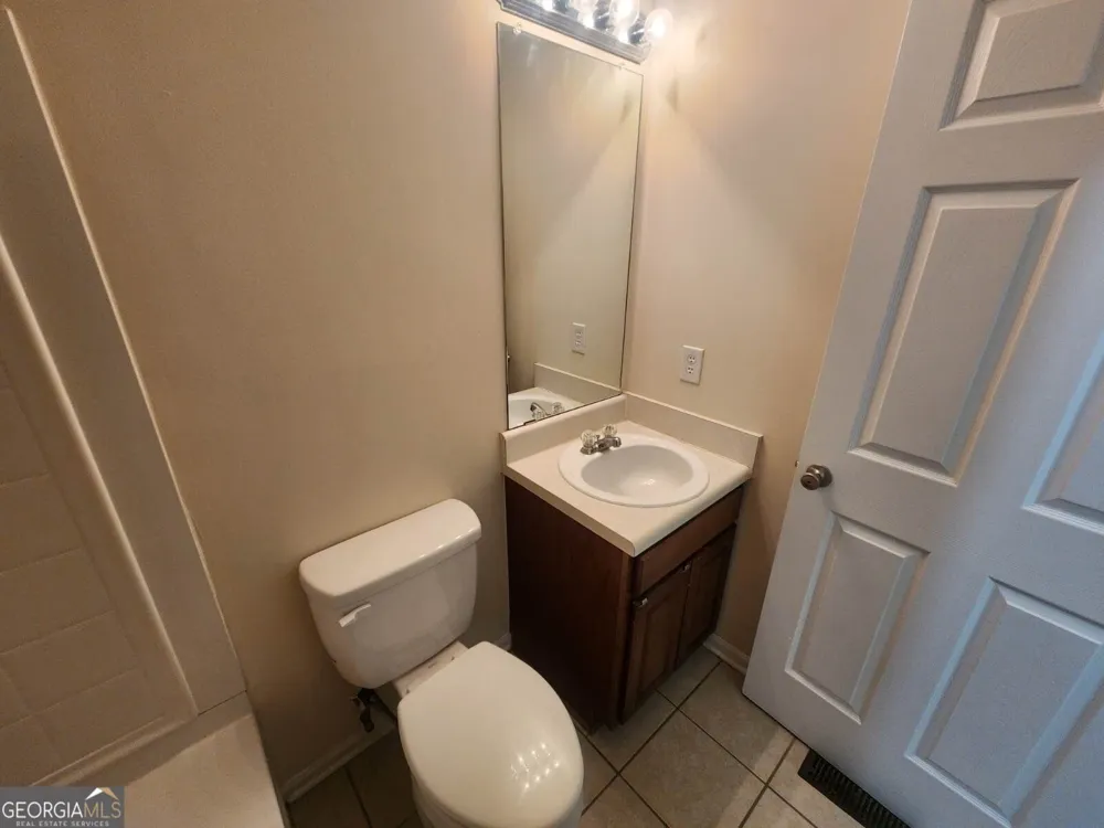 1736 Redan E Lithonia, GA 30058